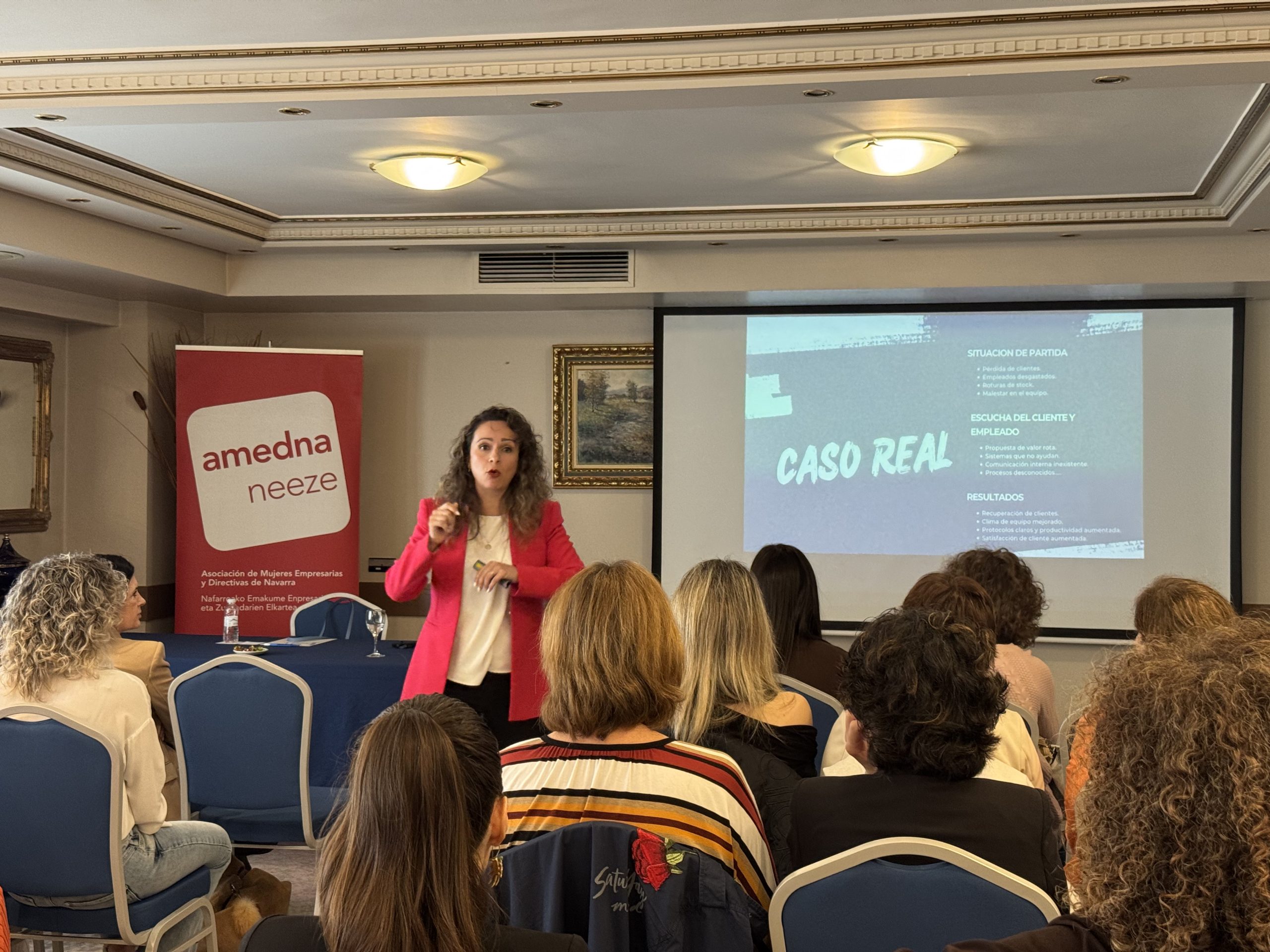 Rebeca Pascual, en los encuentros Voces que inspiran de AMEDNA-NEEZE